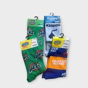 NWT Frosted Flakes, Hershey kiss and Apple Jacks crew socks